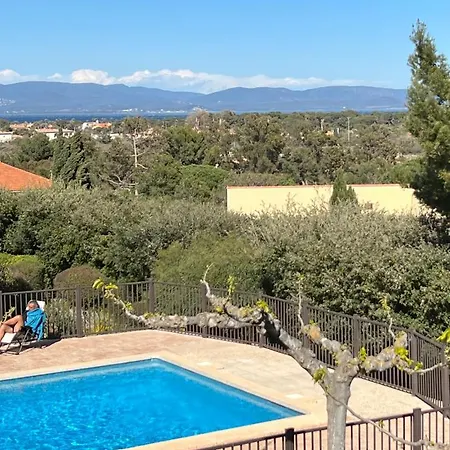 Apartment Grand Avec Piscine Presqu'île De Giens *